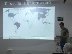 Imagen de un ponente dando una charla