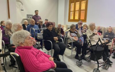 Cómo mejorar la calidad del sueño a partir de los 65 años: hábitos de descanso saludables